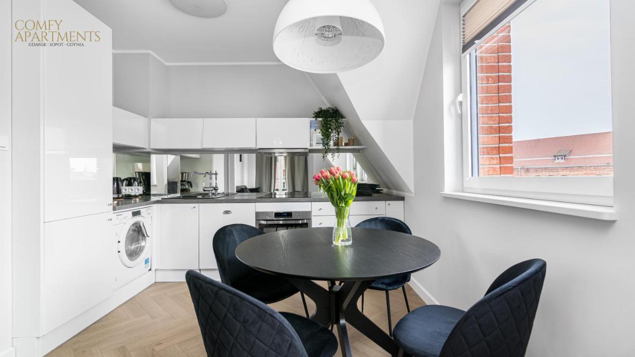 Comfy Apartments - Lux Old Town กดัญสก์ ภายนอก รูปภาพ