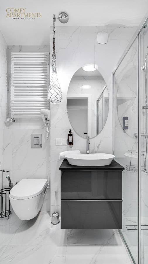 Comfy Apartments - Lux Old Town กดัญสก์ ภายนอก รูปภาพ