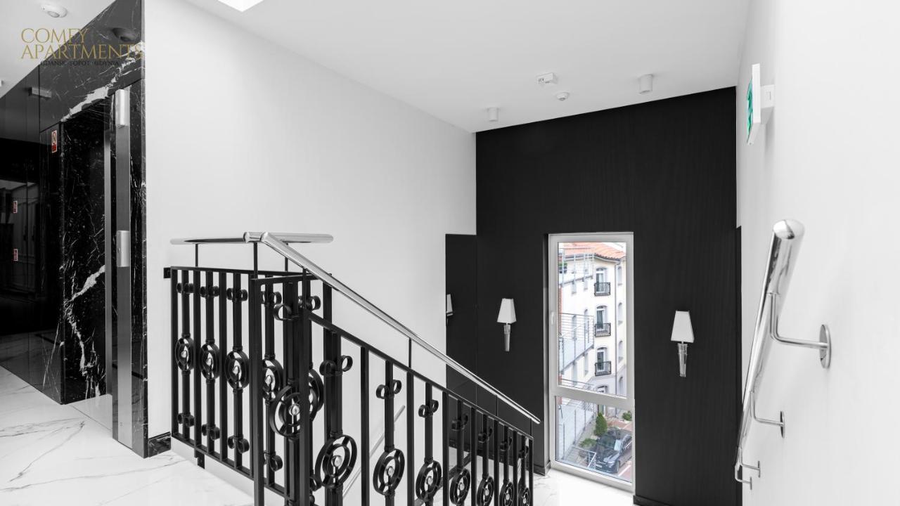 Comfy Apartments - Lux Old Town กดัญสก์ ภายนอก รูปภาพ